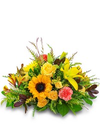 Sun-Kissed Centerpiece from The Posie Shoppe in Prineville, OR