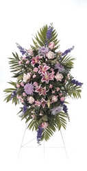 Pastel garden standing spray from The Posie Shoppe in Prineville, OR